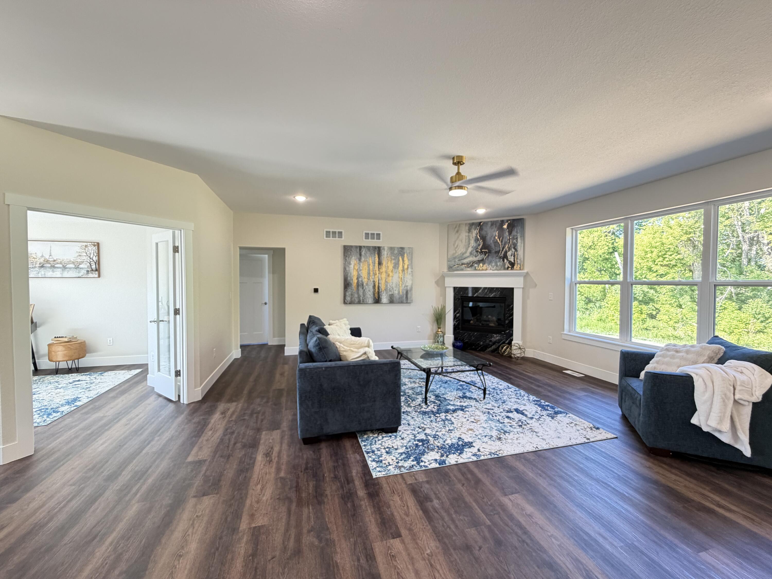 4801 Piper Lane Mount Pleasant, WI 53403 - Photo 6 of 19 IMG_1915