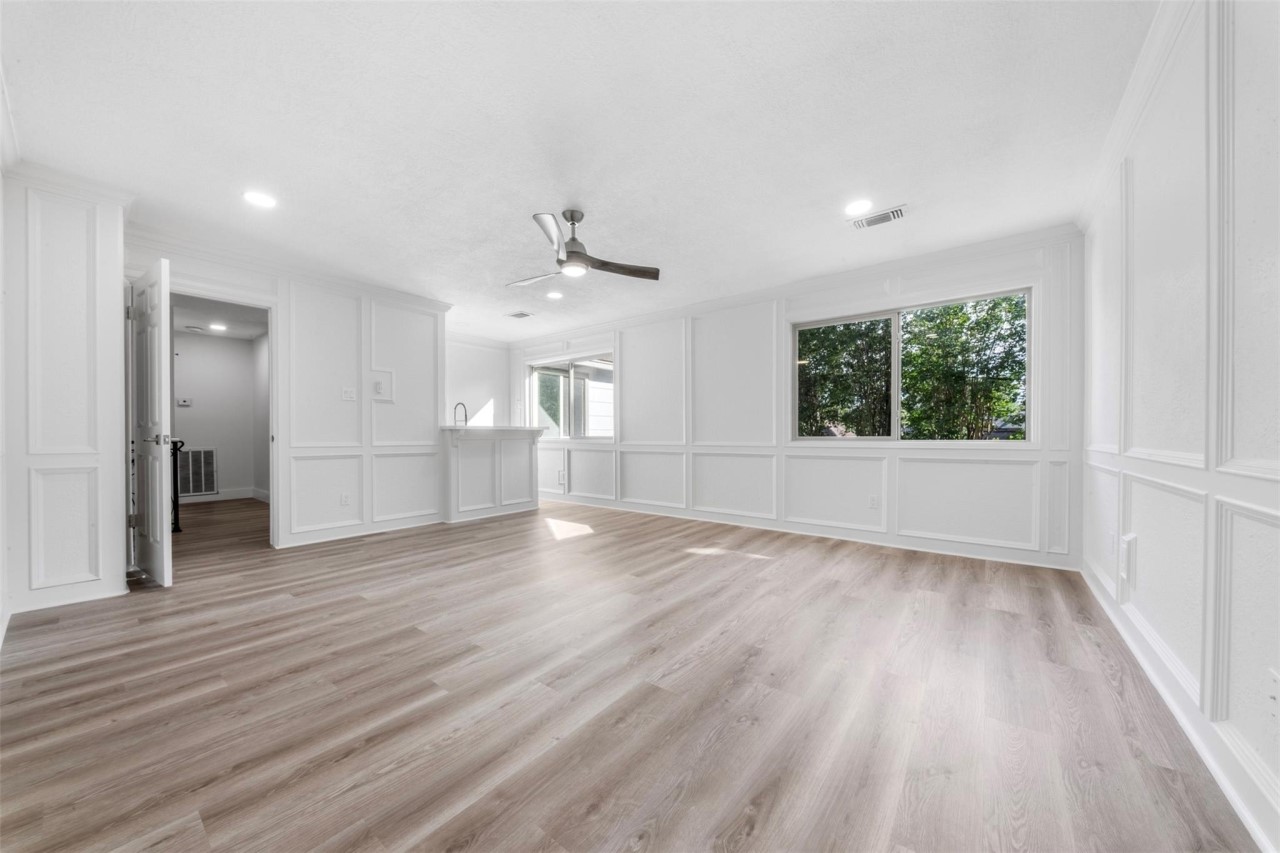 9543 Enstone Circle Spring, TX 77379 - Photo 21 of 36 Second-floor flex room with a bar
