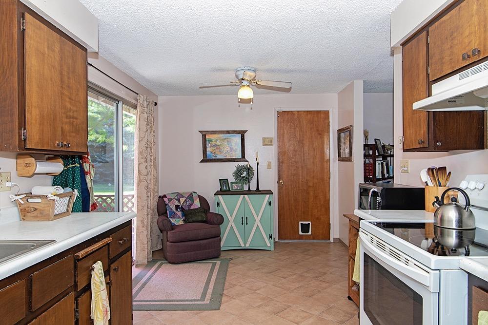 855 Upper Applegate Road Jacksonville, OR 97530 - Photo 9 of 27 Additional Photo