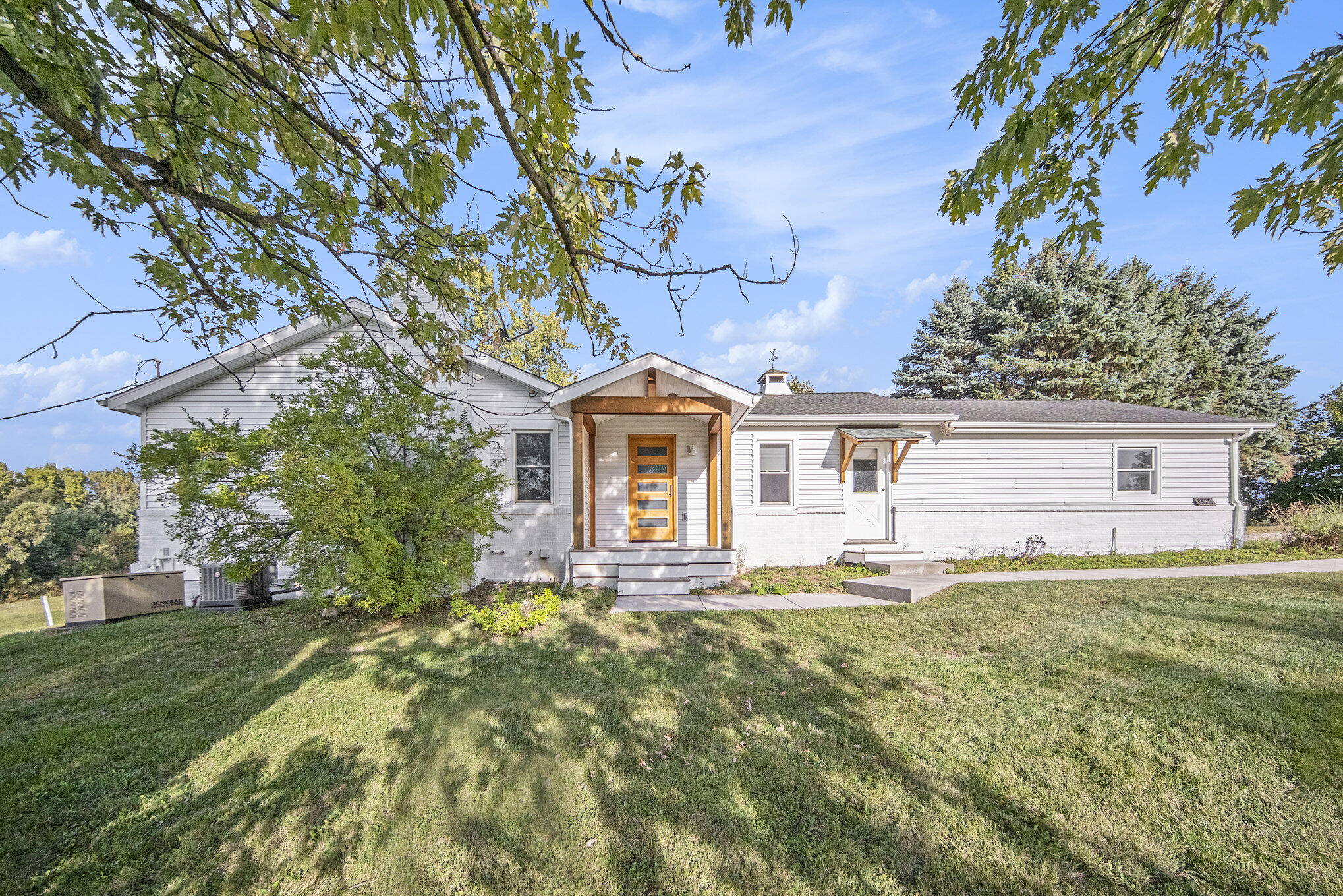 9265 Schill Road Saline, MI 48176 - Photo 2 of 32 front