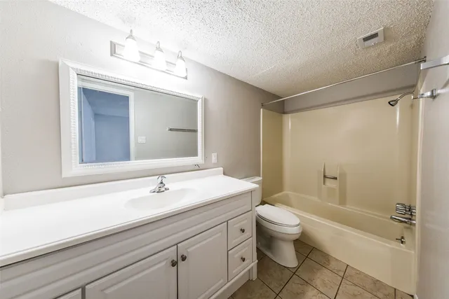 $849 | 108 West 45th Street, Unit 106, Austin, TX 78751