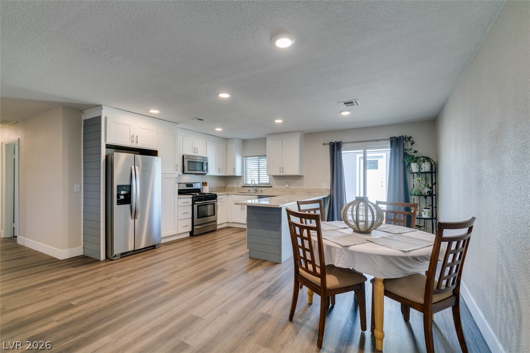 637 Valley View Circle Henderson, NV 89002 - Photo 16 of 44