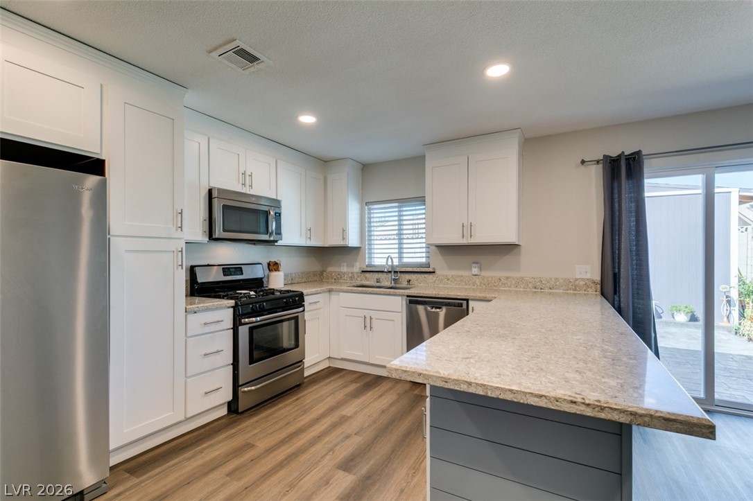 637 Valley View Circle Henderson, NV 89002 - Photo 26 of 44