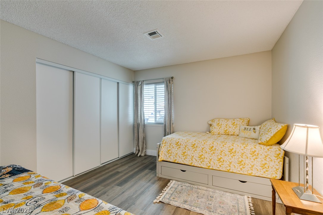 637 Valley View Circle Henderson, NV 89002 - Photo 32 of 44