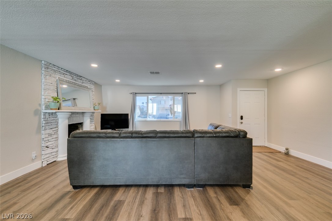 637 Valley View Circle Henderson, NV 89002 - Photo 8 of 44