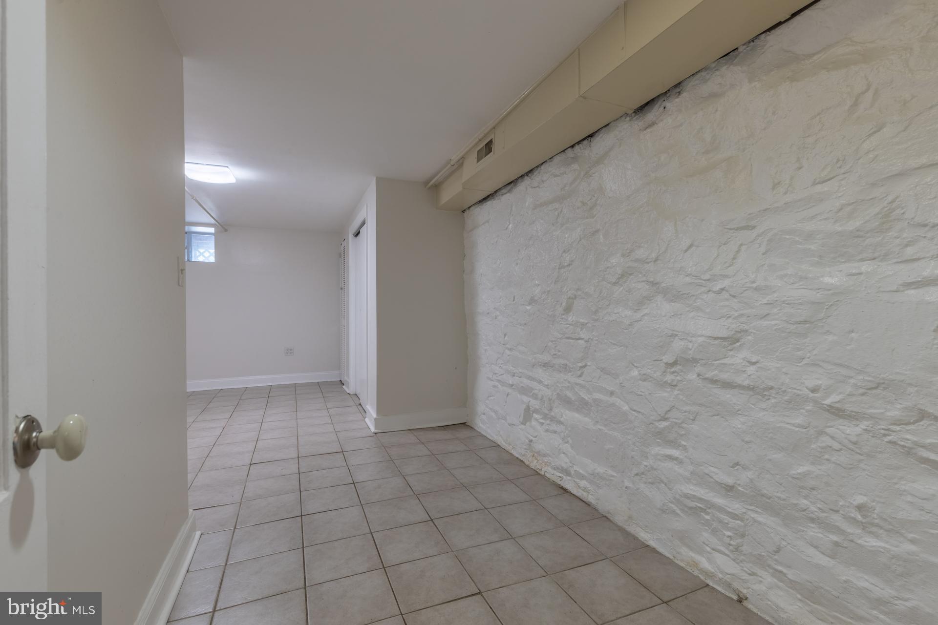 3429 Ash Street Baltimore, MD 21211 - Photo 13 of 63
