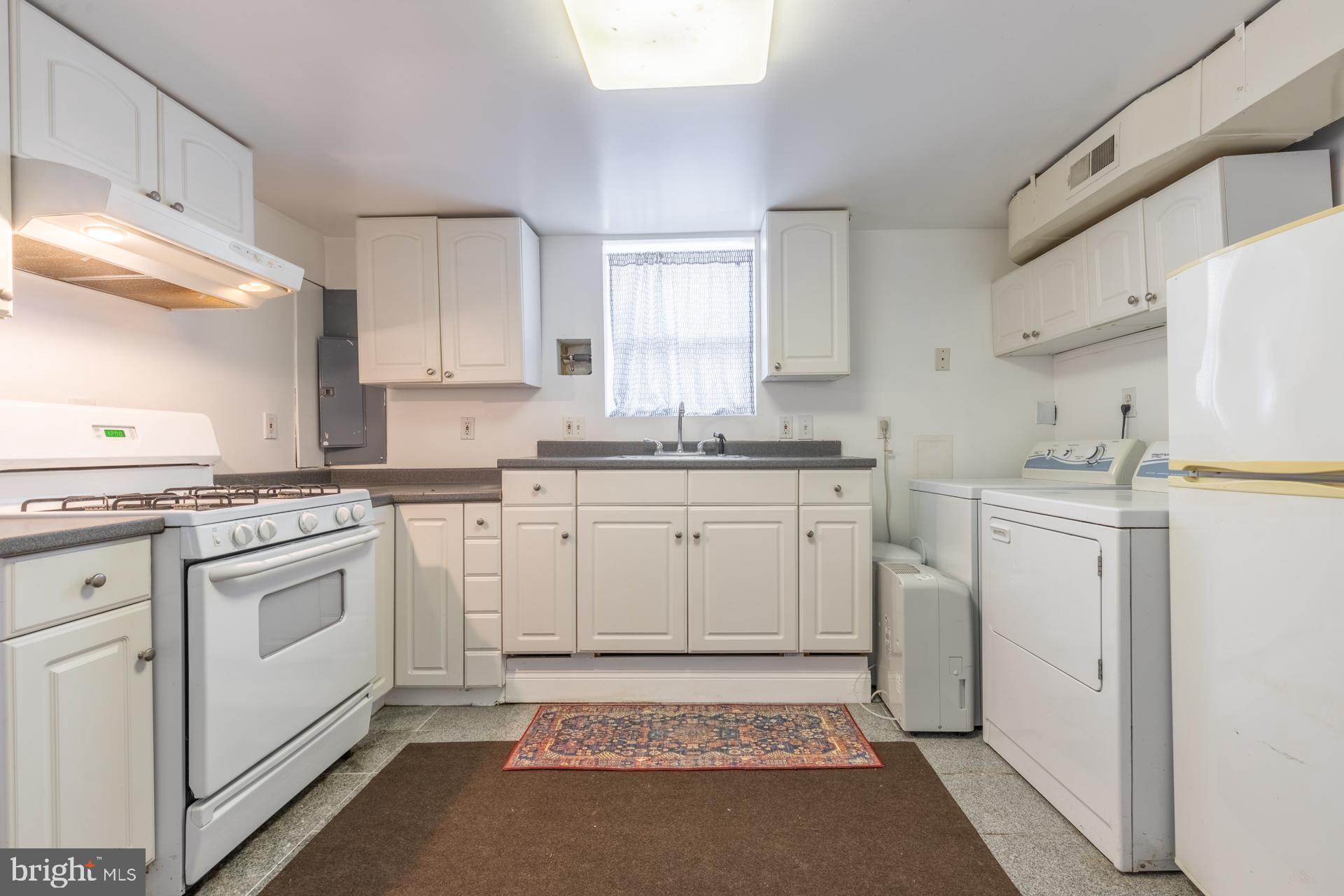 3429 Ash Street Baltimore, MD 21211 - Photo 20 of 63
