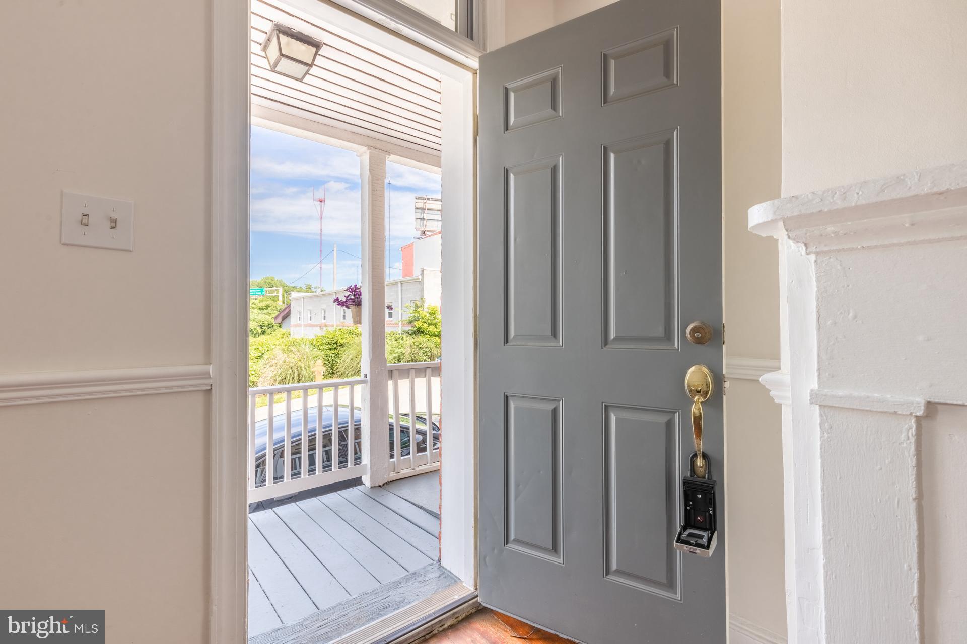 3429 Ash Street Baltimore, MD 21211 - Photo 3 of 63