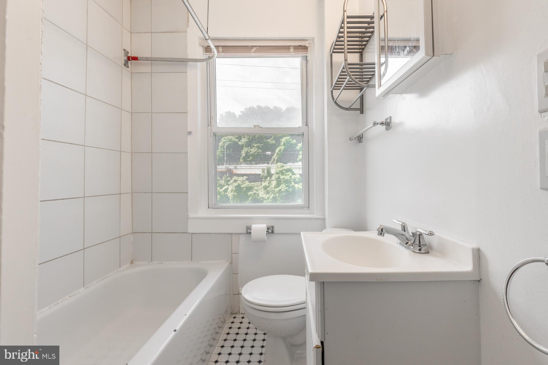 3429 Ash Street Baltimore, MD 21211 - Photo 43 of 63