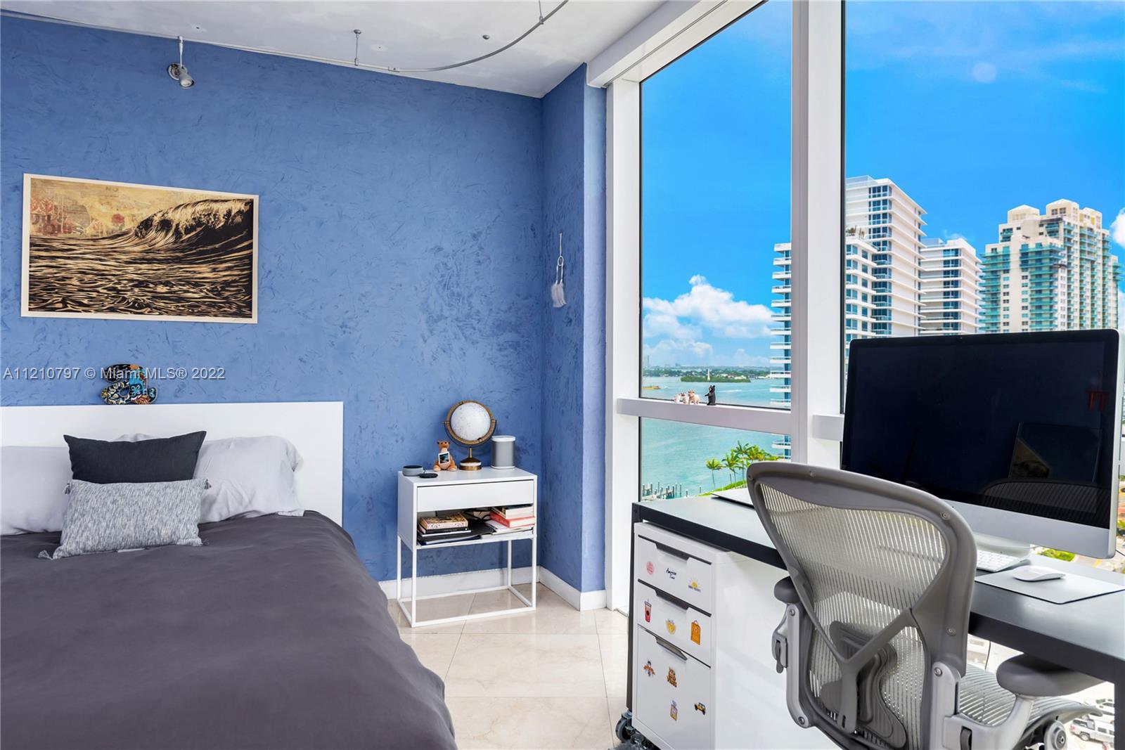 450 Alton Road, Unit 1404 Miami Beach, FL 33139 - Photo 16 of 33