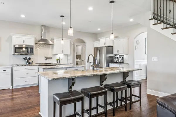 $658,350 | 8325 Turnbull Drive, Pleasant View, TN 37146