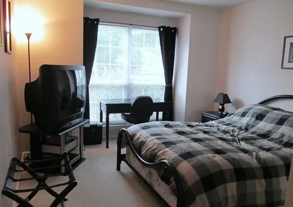$2,700 | 29 Walnut Street, Jersey City, NJ 07305