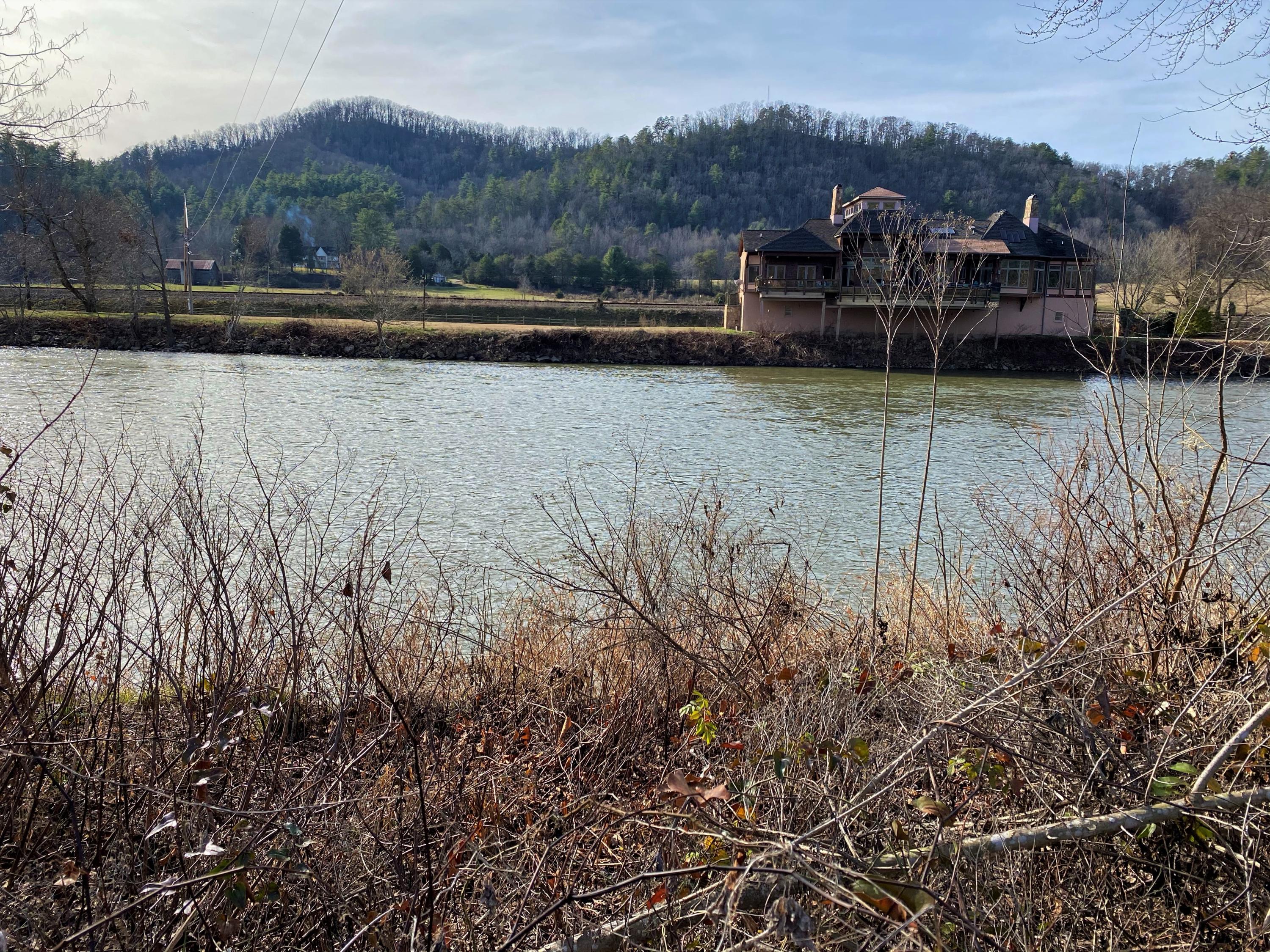 - River Rapids Way, Unit 25 Del Rio, TN 37727 - Photo 12 of 23 IMG_0903