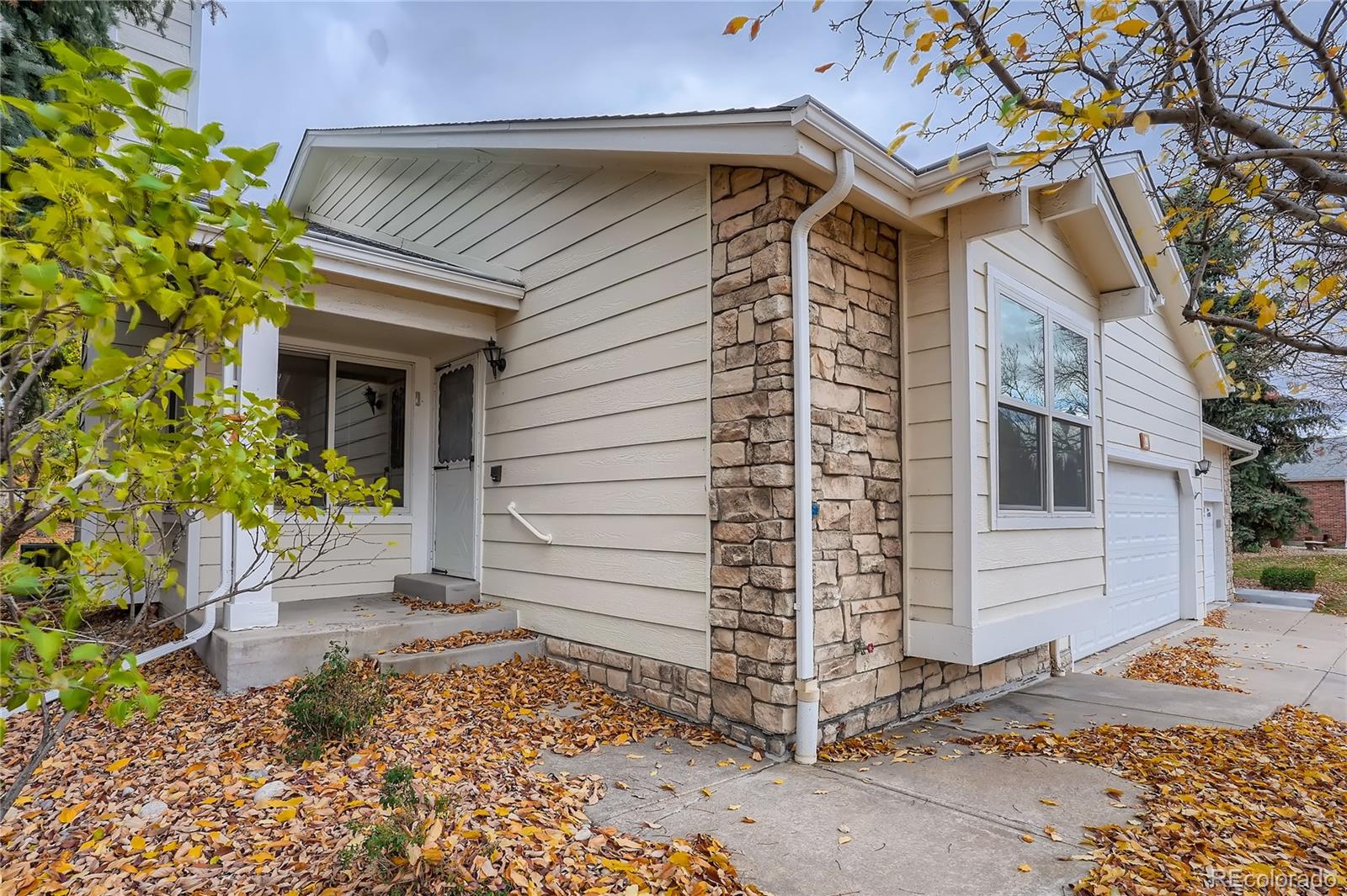 6 Shetland Court Highlands Ranch, CO 80130 - Photo 1 of 33 a front view of a house