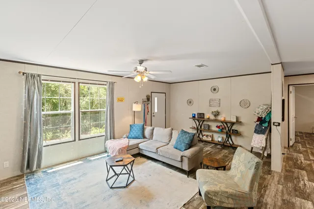 $228,900 | 121 Kenny Lane, Florahome, FL 32140