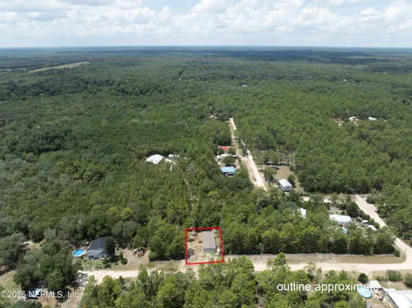$210,000 | 121 Kenny Lane, Florahome, FL 32140