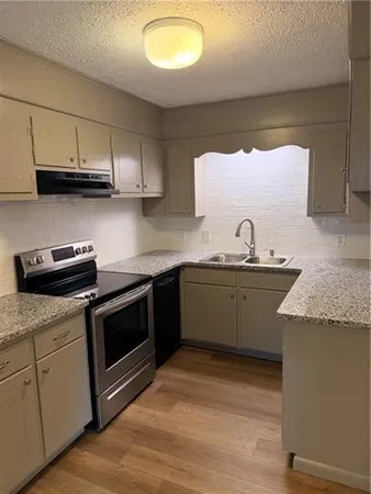 $219,900 | 4601 Heyman Lane, Unit 113, Alexandria, LA 71303