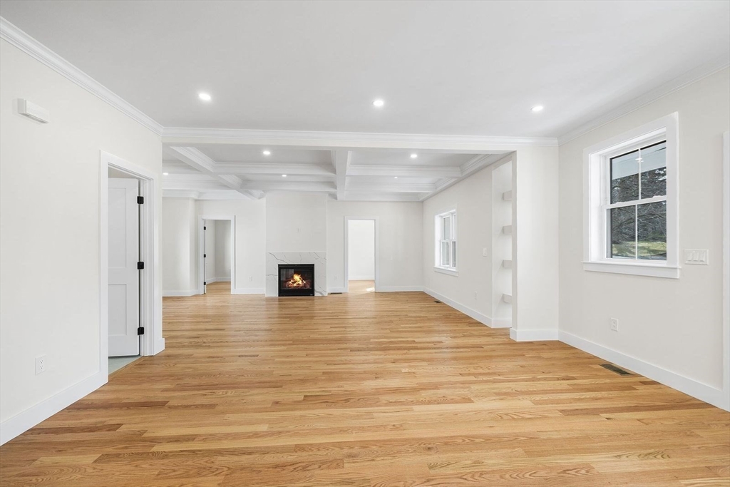 583 Fletcher Street Northbridge, MA 01588 - Photo 12 of 42