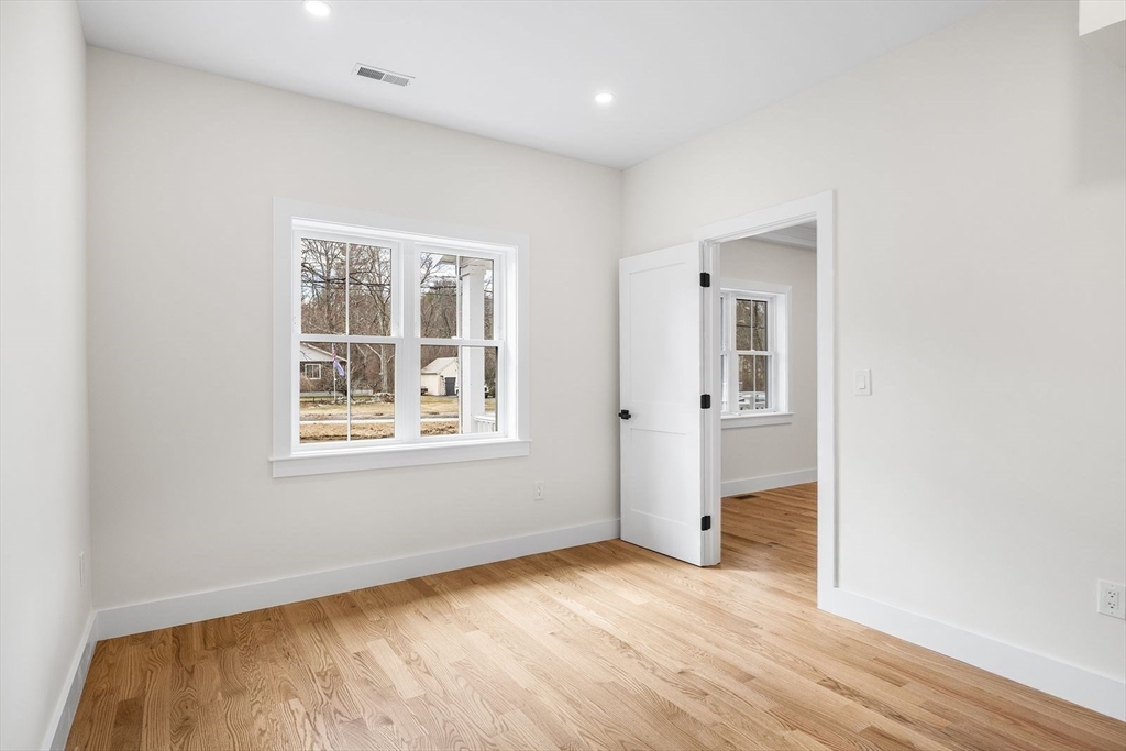 583 Fletcher Street Northbridge, MA 01588 - Photo 18 of 42