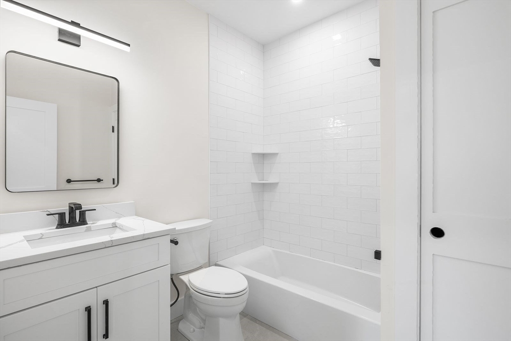 583 Fletcher Street Northbridge, MA 01588 - Photo 19 of 42