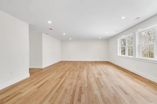 $999,000 | 583 Fletcher Street, Northbridge, MA 01588