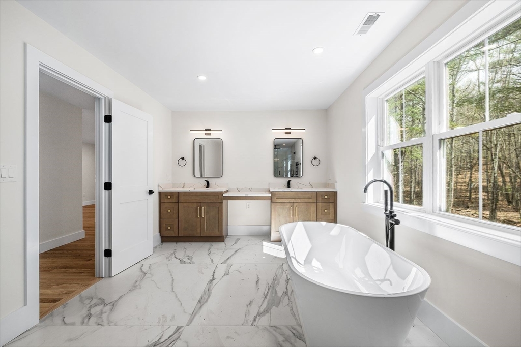 583 Fletcher Street Northbridge, MA 01588 - Photo 25 of 42