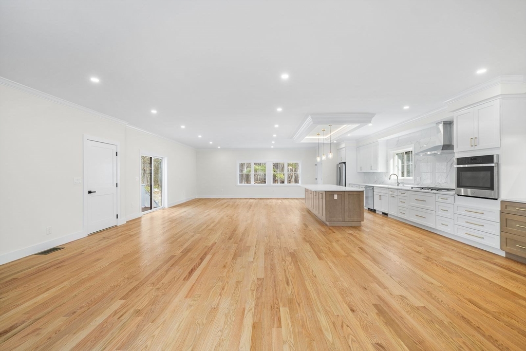 583 Fletcher Street Northbridge, MA 01588 - Photo 8 of 42