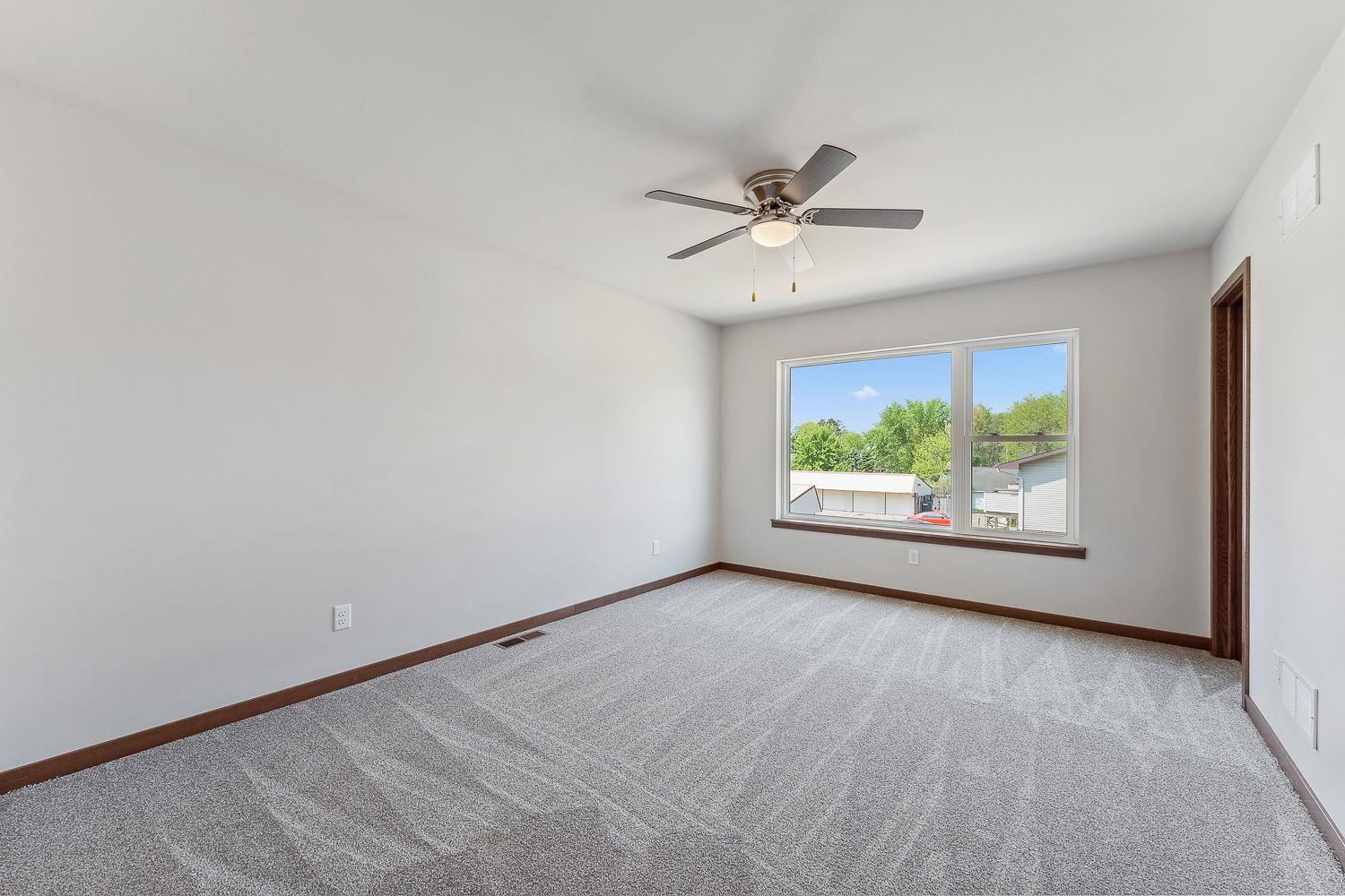 212 South Dewey Reedsburg, WI 53959 - Photo 25 of 38