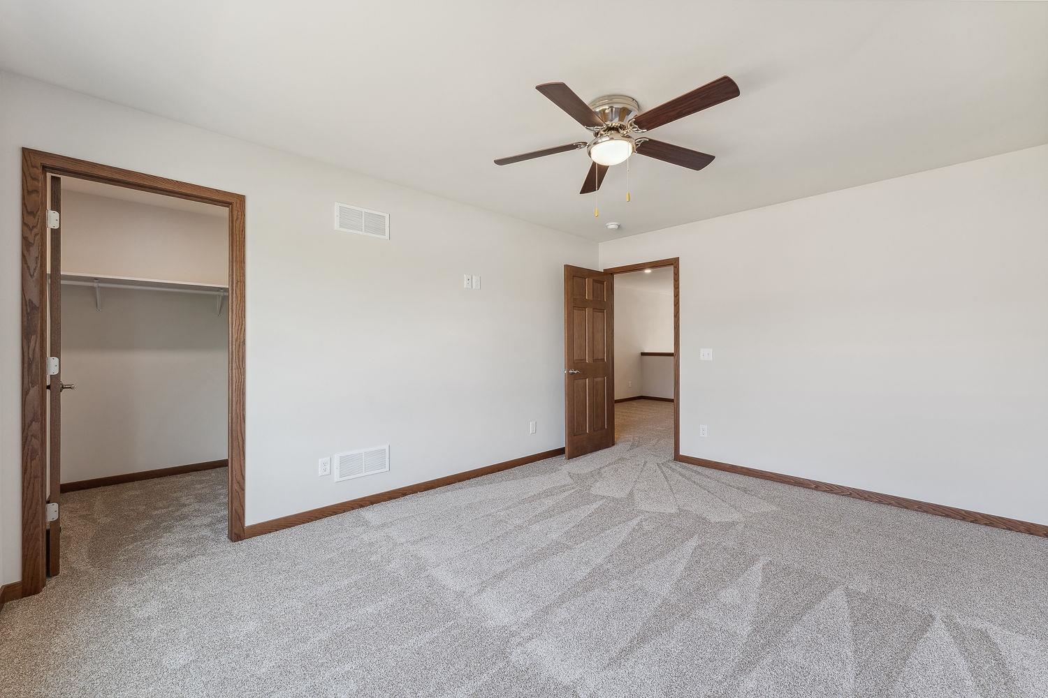 212 South Dewey Reedsburg, WI 53959 - Photo 27 of 38