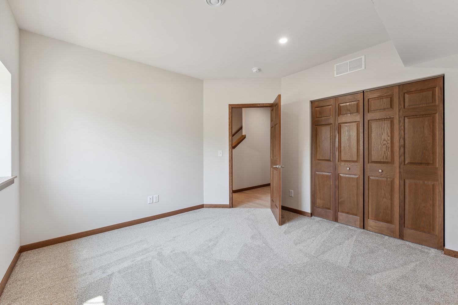 212 South Dewey Reedsburg, WI 53959 - Photo 31 of 38