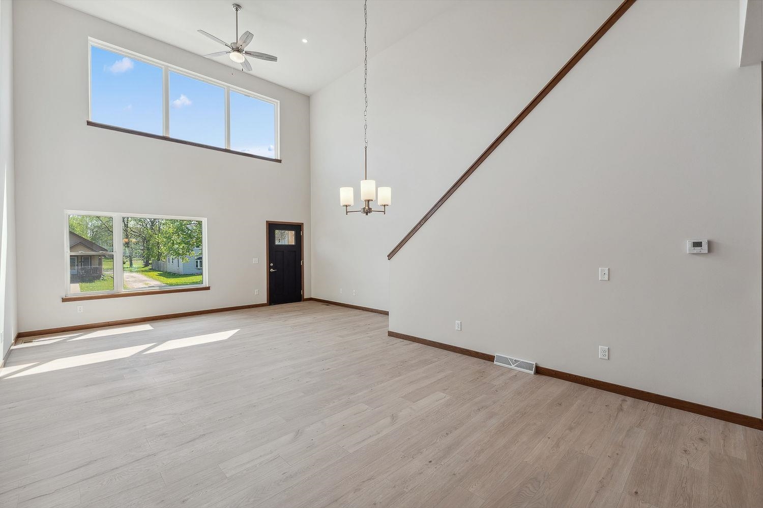 212 South Dewey Reedsburg, WI 53959 - Photo 10 of 38