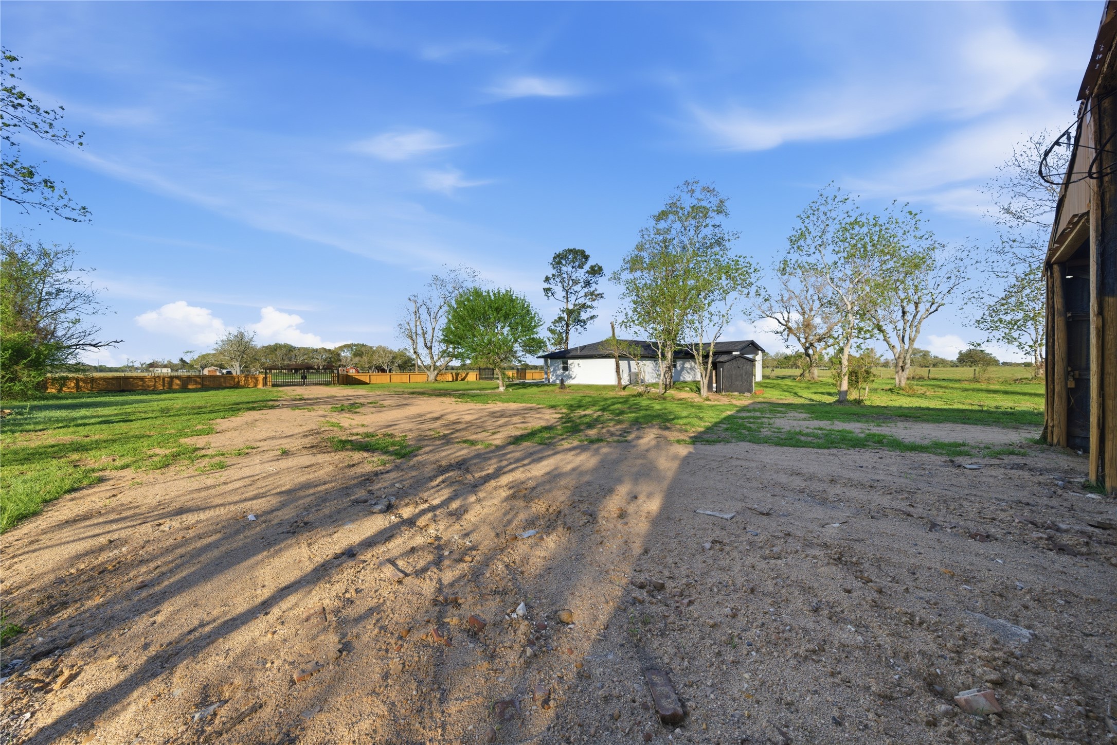 6623 County Road 4 Damon, TX 77430 - Photo 40 of 48