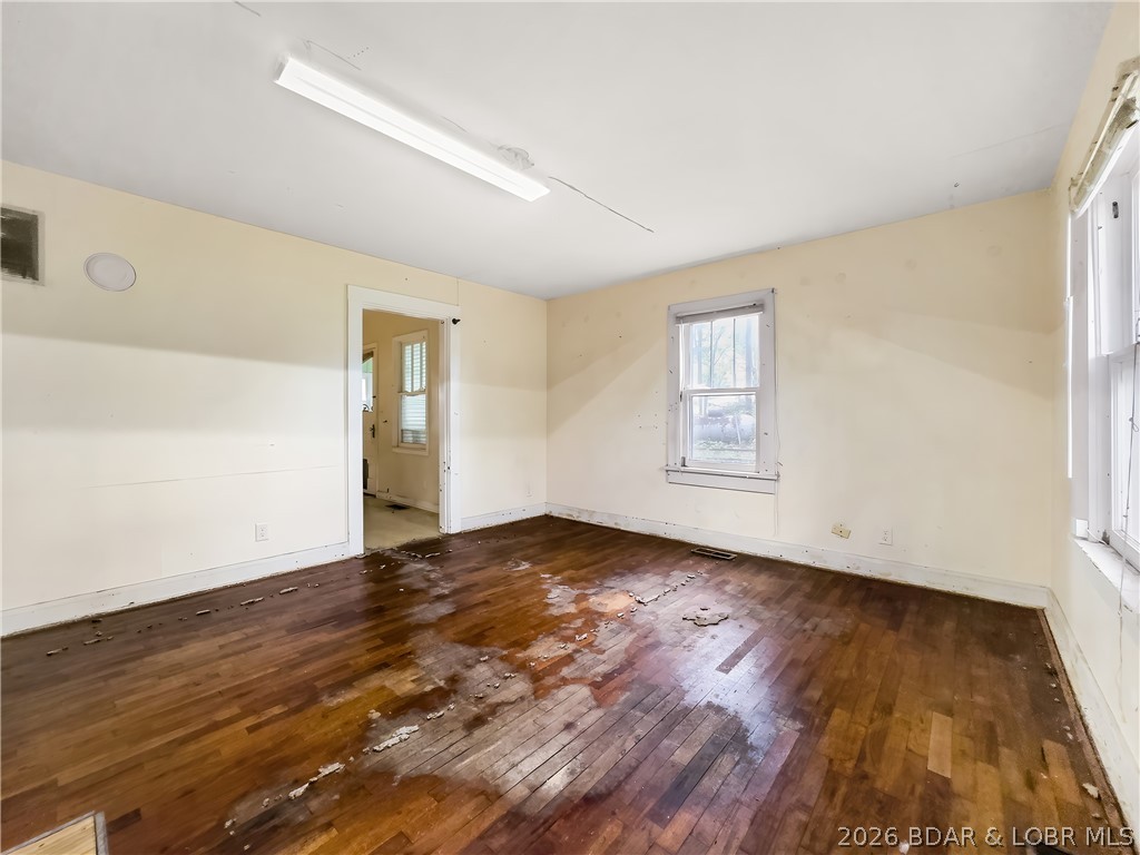 1703 Old Tuscumbia Road Eldon, MO 65026 - Photo 7 of 30 Gallery Image 7