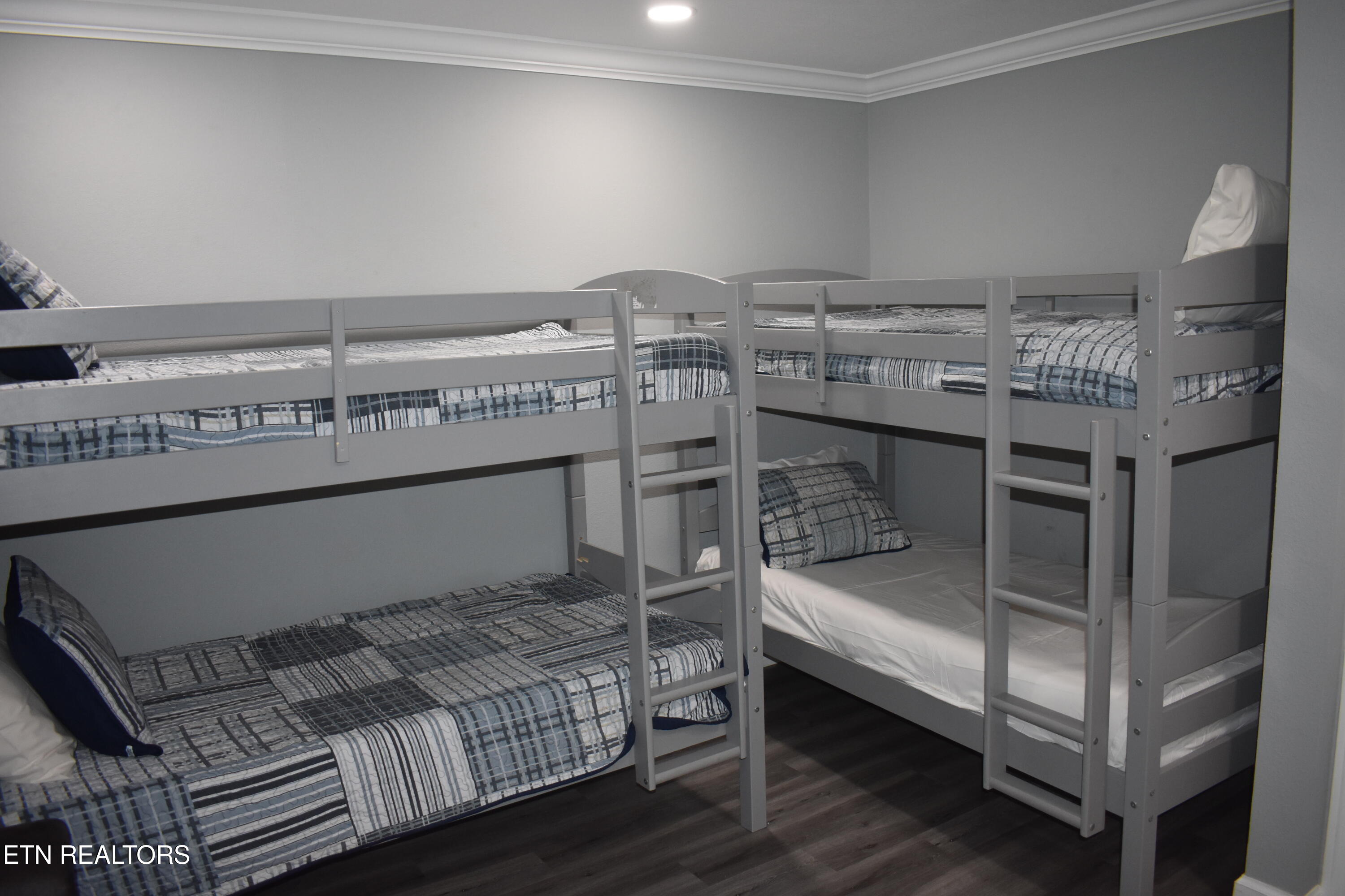 298 Lane Hollow Road Sevierville, TN 37876 - Photo 26 of 31 DSC_0064