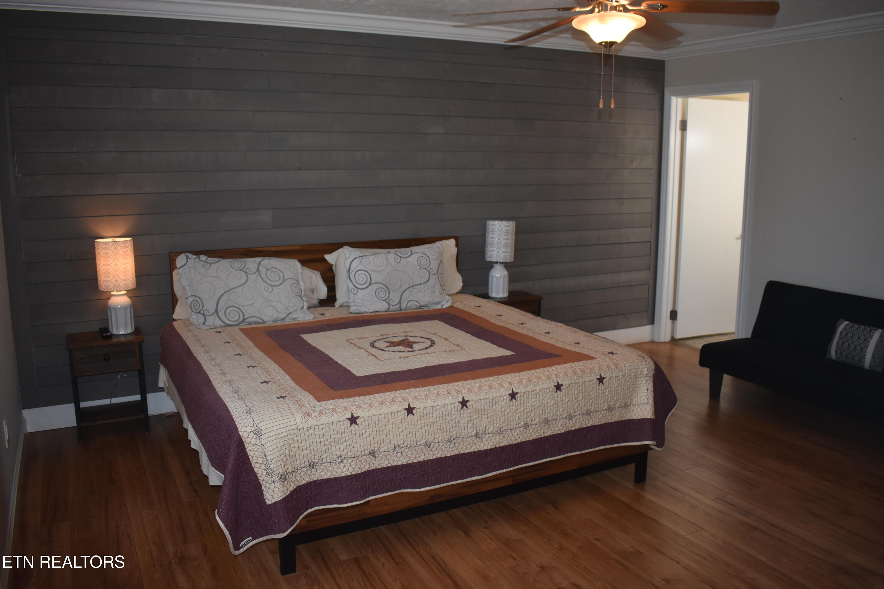 298 Lane Hollow Road Sevierville, TN 37876 - Photo 8 of 31 DSC_0016