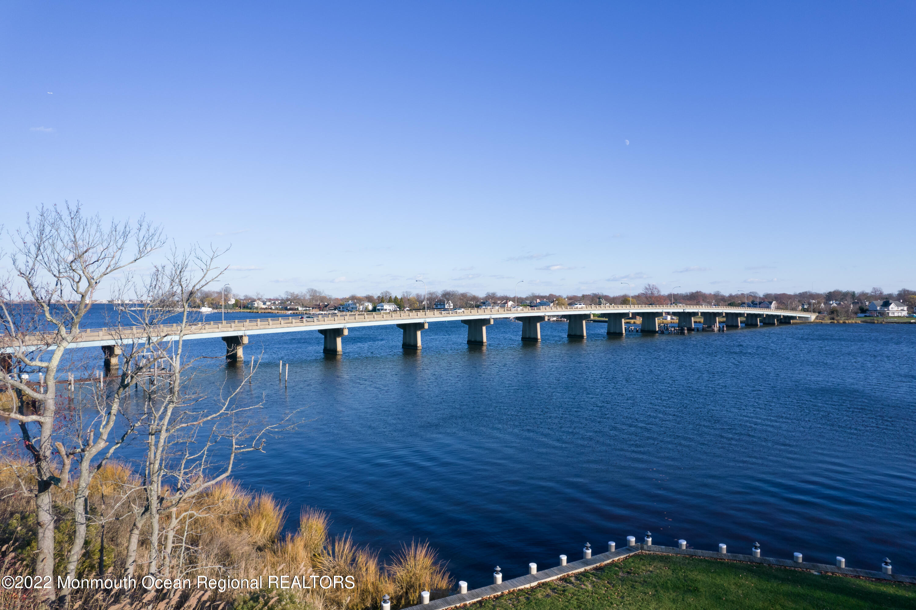 32 Breezy Point Road Little Silver, NJ 07739 - Photo 9 of 44 Panoramic Views