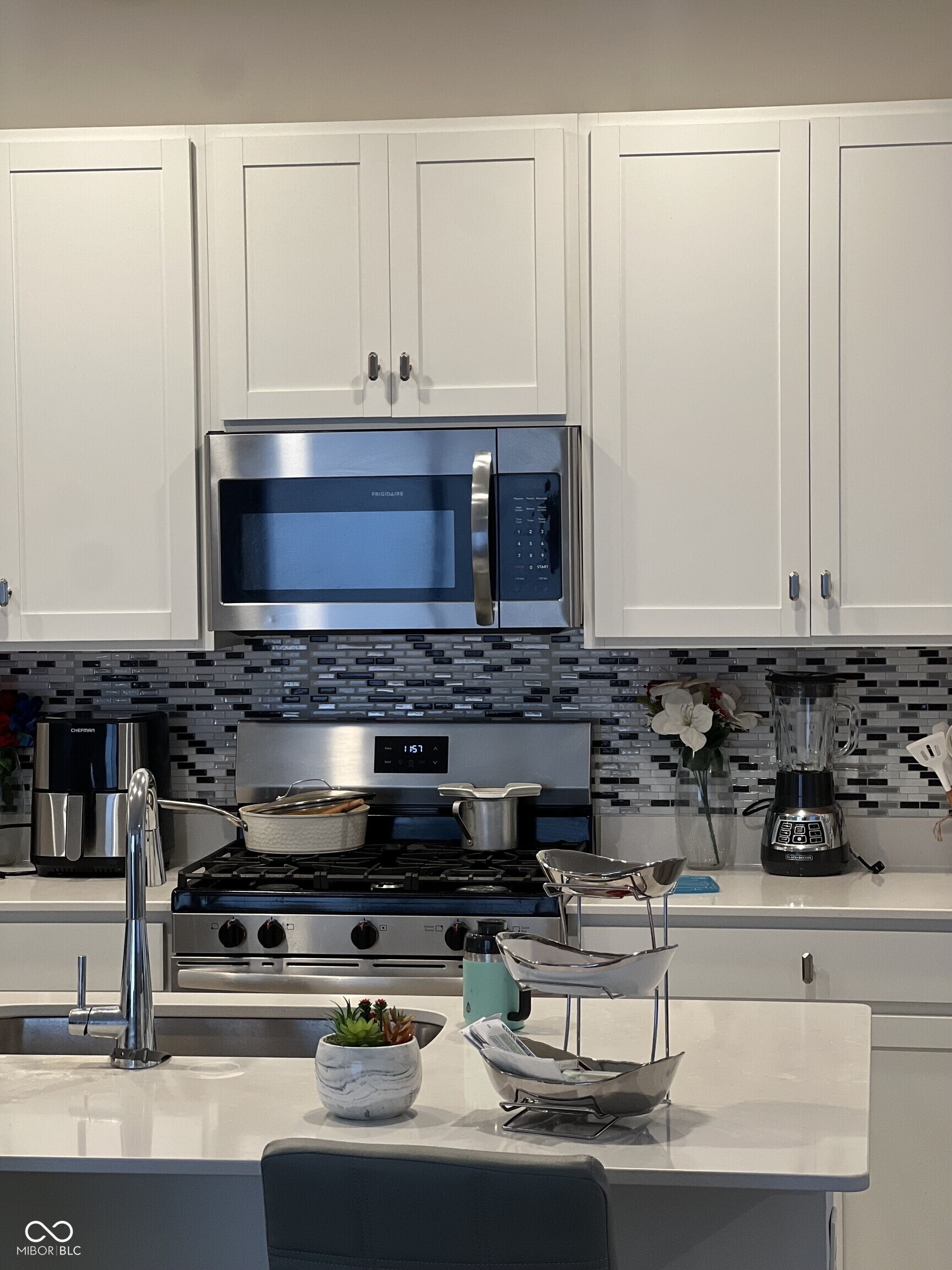 11516 Basalt Drive Indianapolis, IN 46235 - Photo 5 of 12