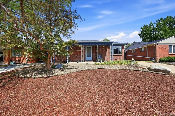 $590,000 | 332 South Leyden Street, Denver, CO 80224
