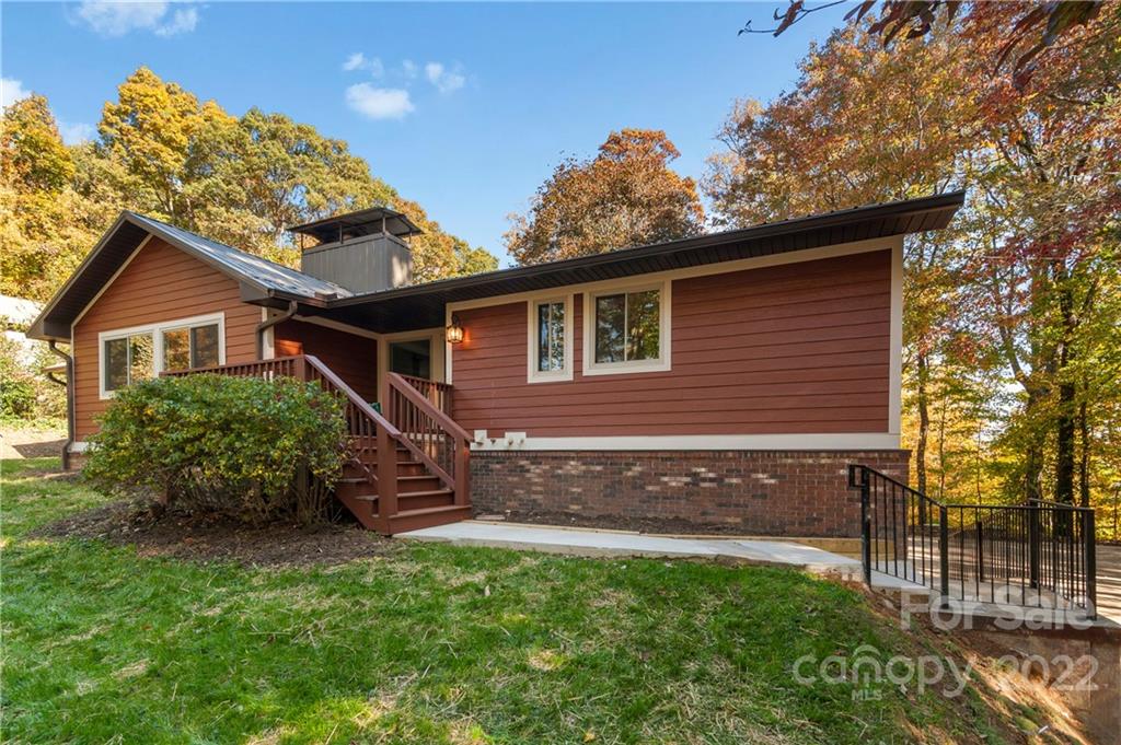 201 Laurel Road Arden, NC 28704 - Photo 1 of 28 Gallery Image 1