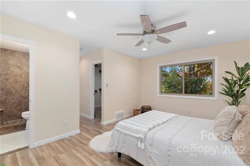 201 Laurel Road Arden, NC 28704 - Photo 12 of 28 Gallery Image 12