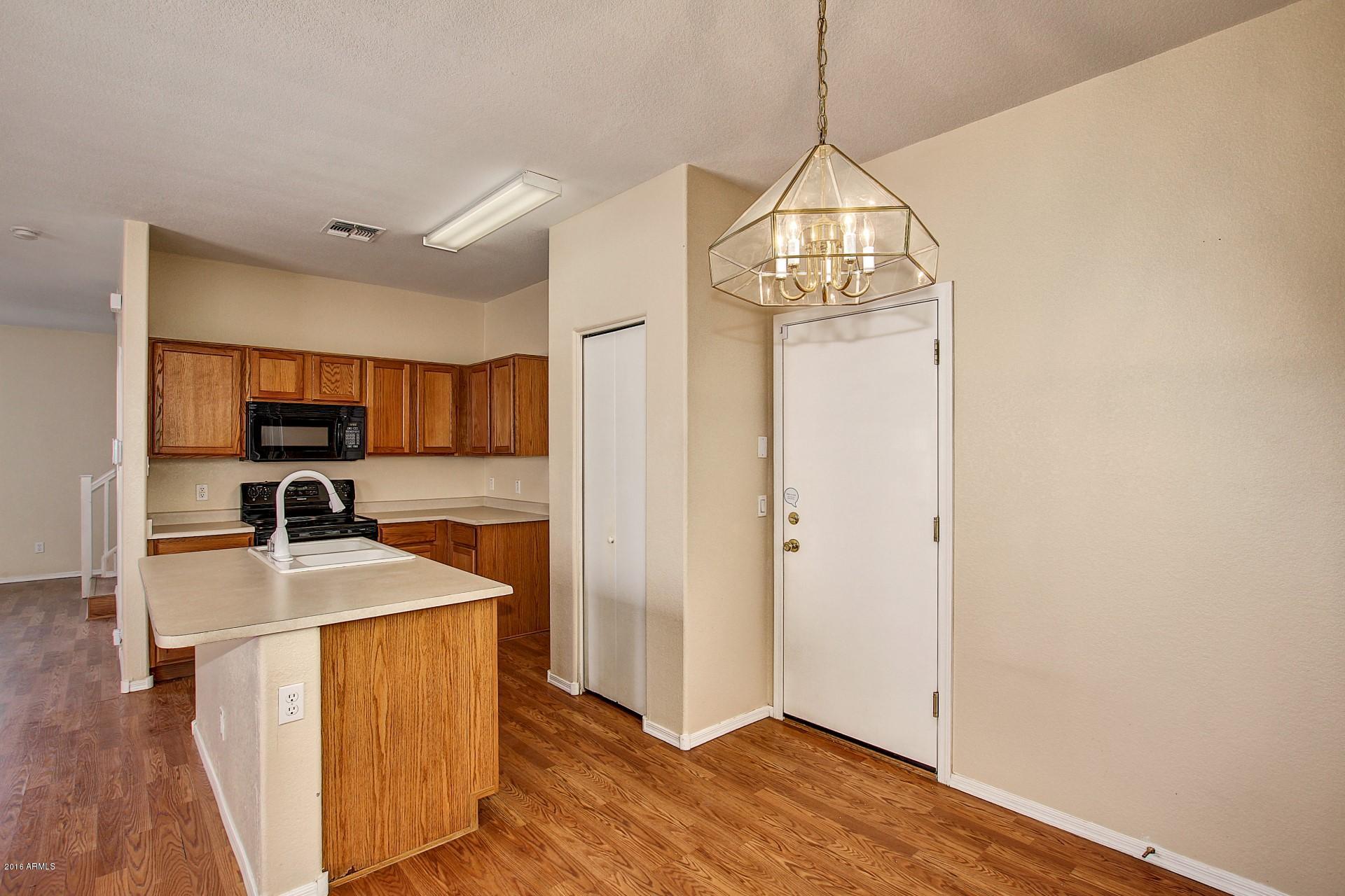 1449 East Chipman Road Phoenix, AZ 85040 - Photo 4 of 23 1449 E Chipman Rd, Phoenix (5)