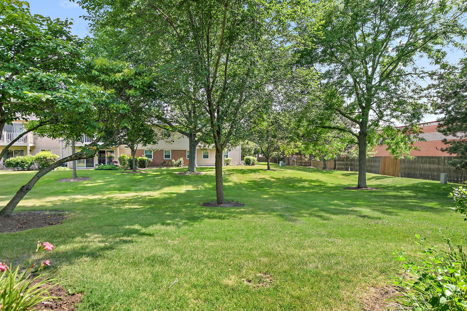 2403 Mallow Court, Unit Z1 Schaumburg, IL 60107 - Photo 16 of 16