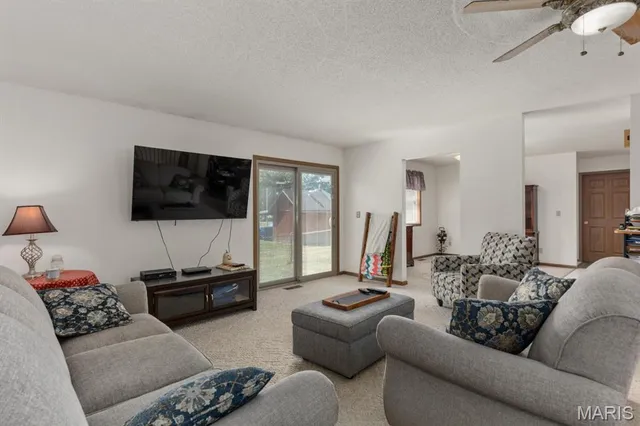 $245,000 | 626 West 6th Street, Staunton, IL 62088