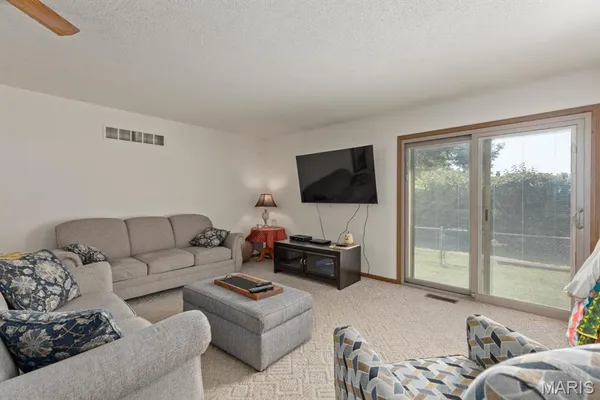 $245,000 | 626 West 6th Street, Staunton, IL 62088