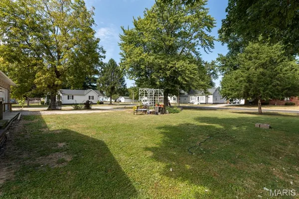 $245,000 | 626 West 6th Street, Staunton, IL 62088