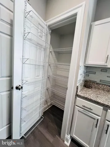 $3,300 | 46375 Pryor Square, Sterling, VA 20165