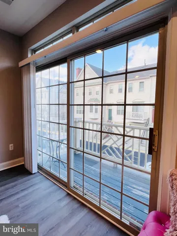 $3,300 | 46375 Pryor Square, Sterling, VA 20165