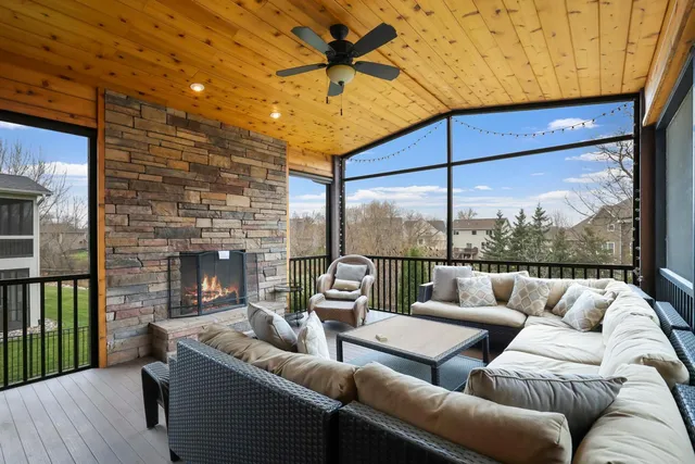 $874,900 | 7736 Stafford Trail, Savage, MN 55378