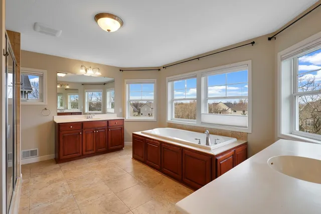 $874,900 | 7736 Stafford Trail, Savage, MN 55378