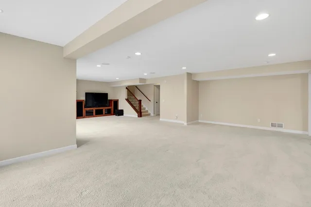 $874,900 | 7736 Stafford Trail, Savage, MN 55378